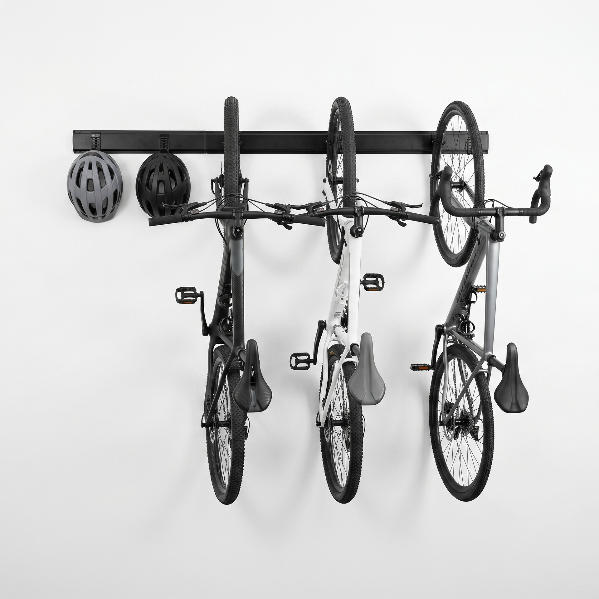 Fiets ophangsysteem voor 3 fietsen